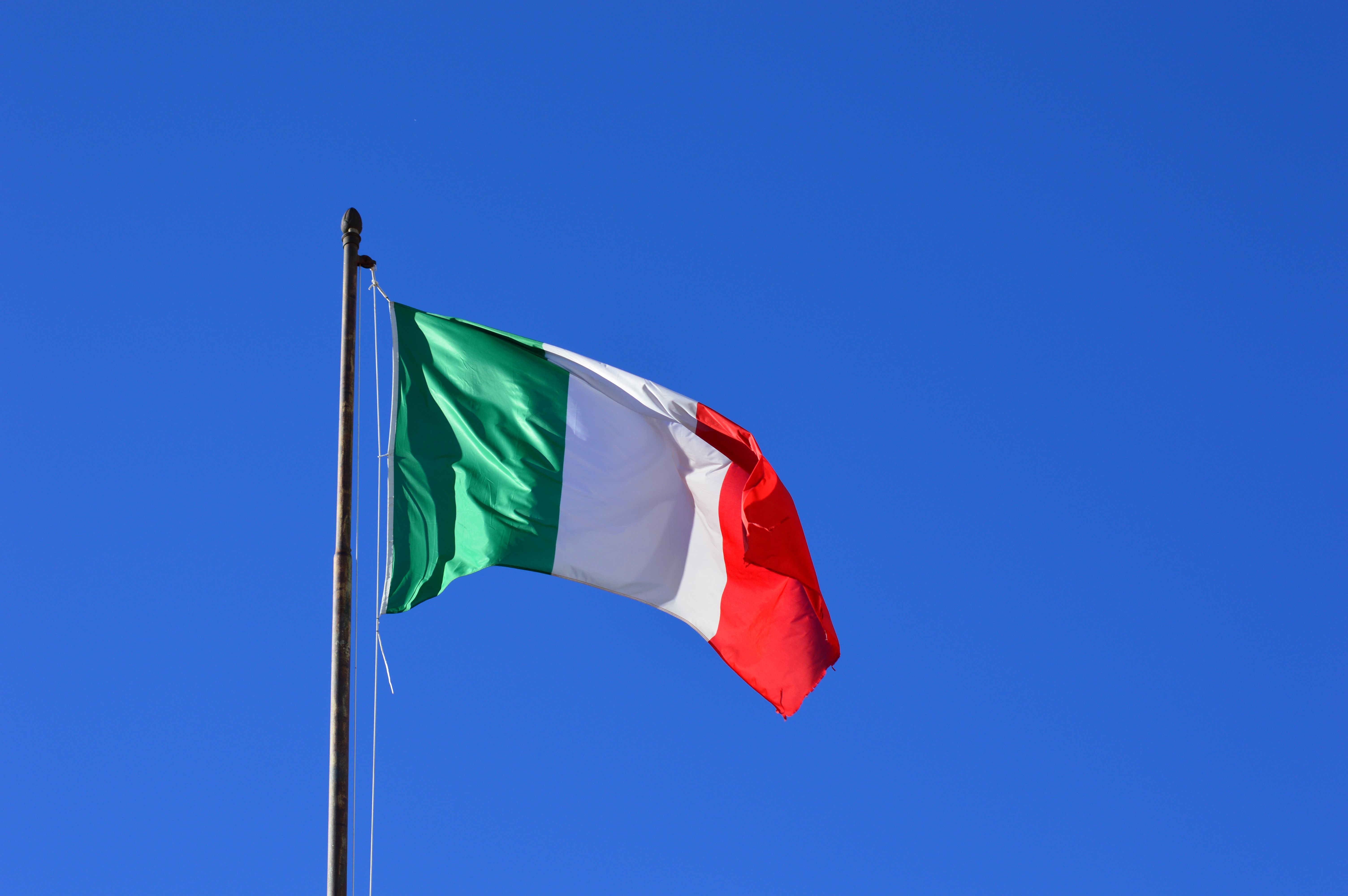 Il pluralismo confessionale nell’istruzione ed educazione secondo l’art. 8 della Costituzione italiana